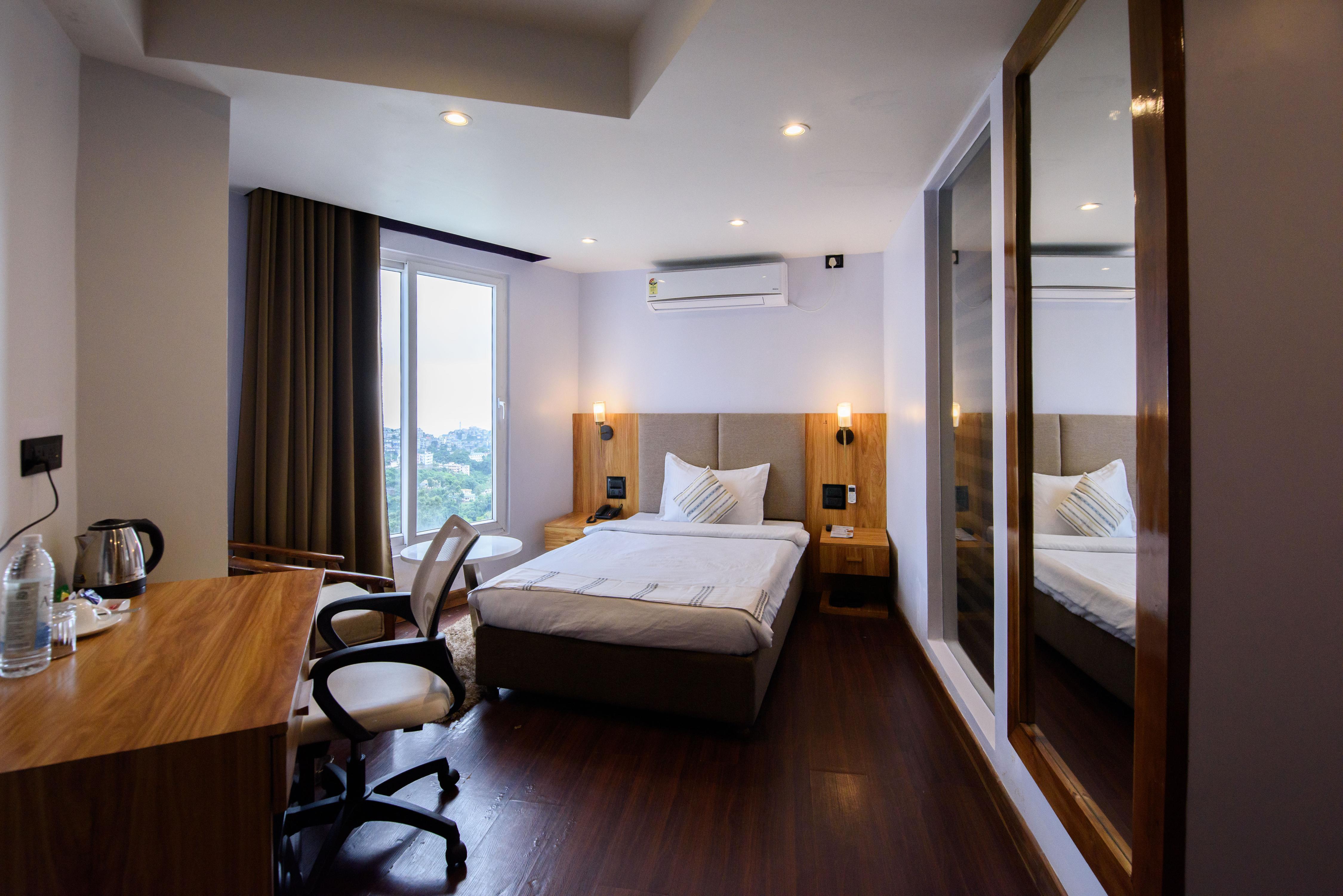 Emerald Hotel Room Type - Single Deluxe