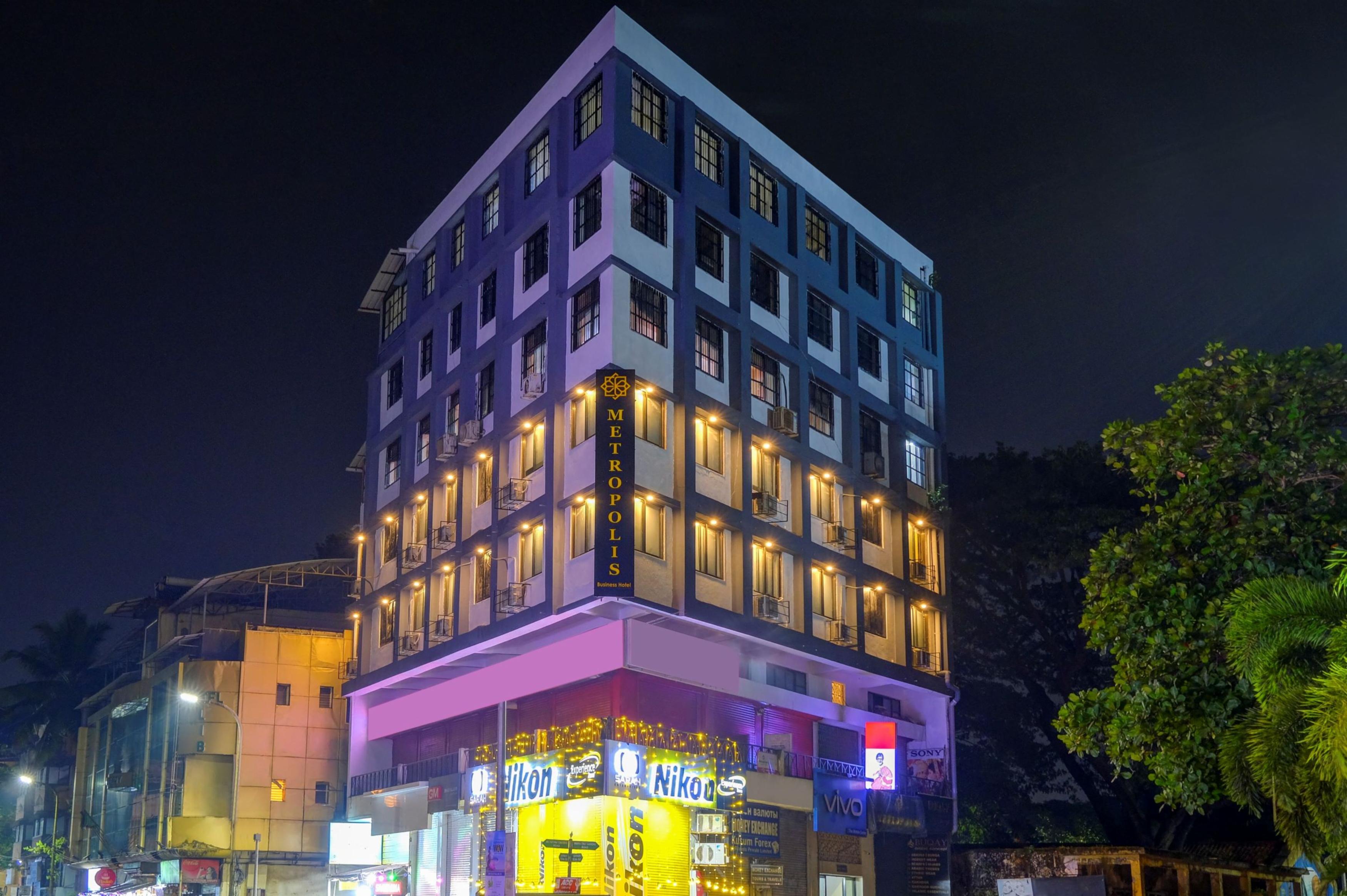 Metropolis Business Hotel