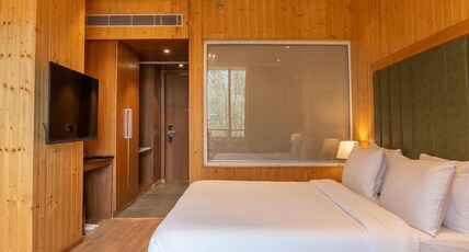 Palchan Hotel & Spa, A member of Radisson Individuals Retreats Room Type - Deluxe Room Palchan Hotel & Spa, A member of Radisson Individuals Retreats Room Type - Deluxe Room