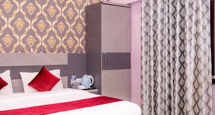 Hotel Ayodhya Palace - 400 Mtrs from HANUMAN GARHI. Room Type - Super Deluxe Room
