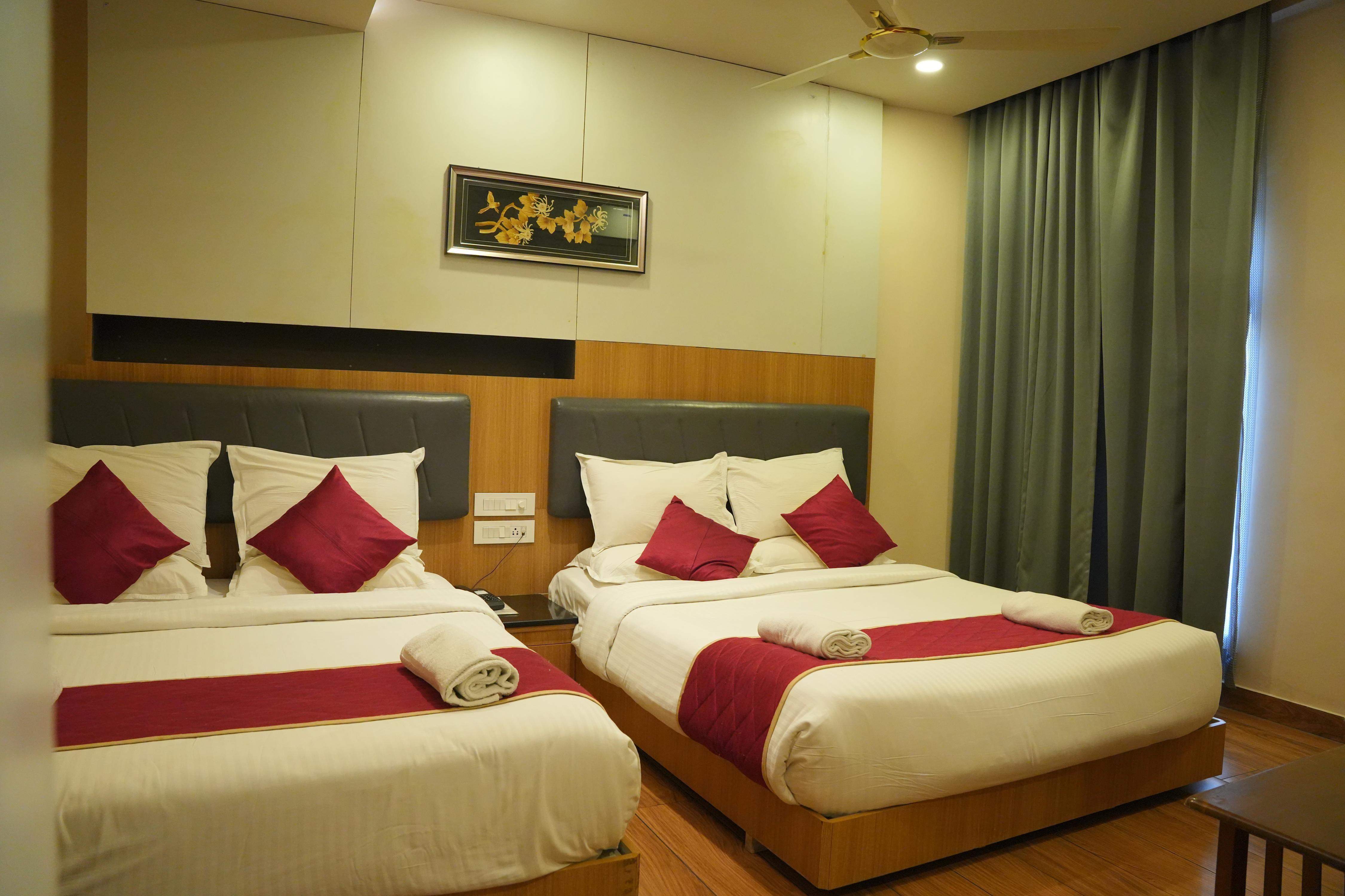 KVP GOLDEN INN Room Type - Twin Bed