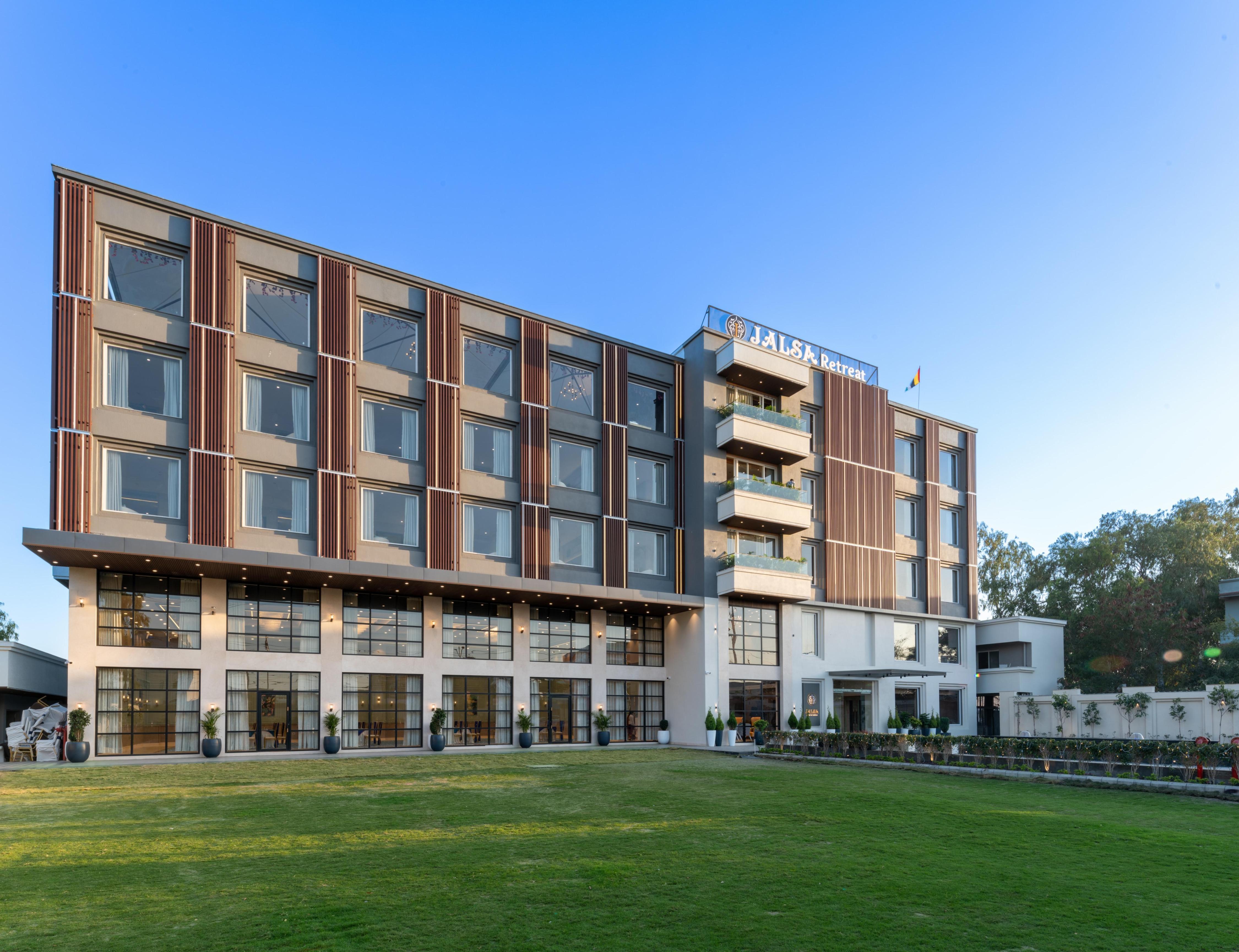 Hotel Jalsa Retreat