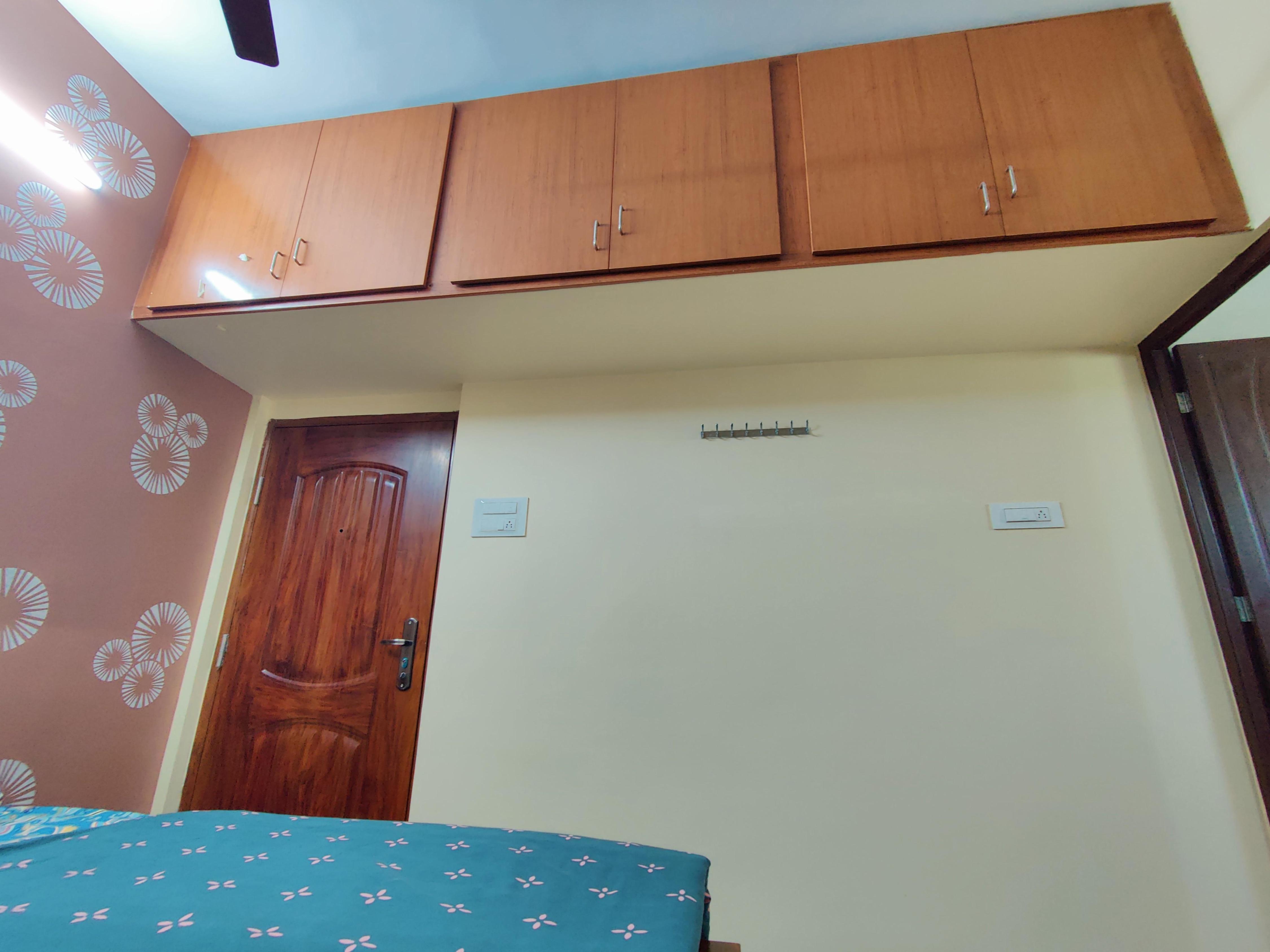 Luxury Home in Vadavalli - Tap to explore photos