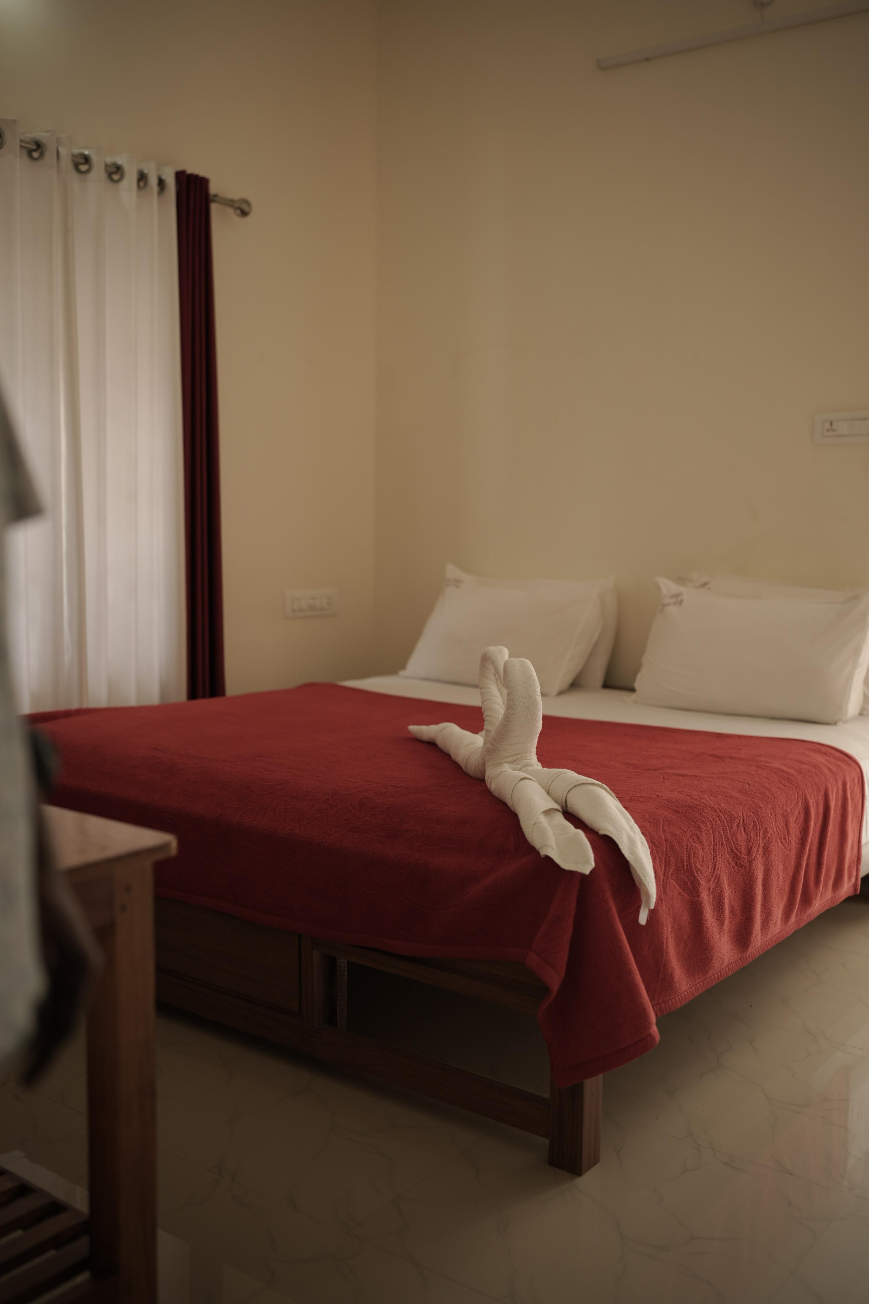 Skylounge Residency Room Type - Standard Room Non Ac