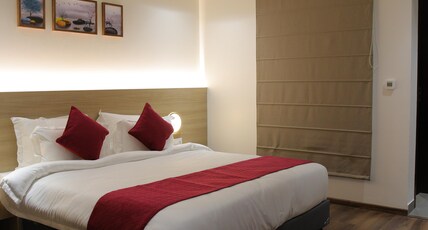 Pride Biznotel Haldwani Room Type - Deluxe King Room Pride Biznotel Haldwani Room Type - Deluxe King Room