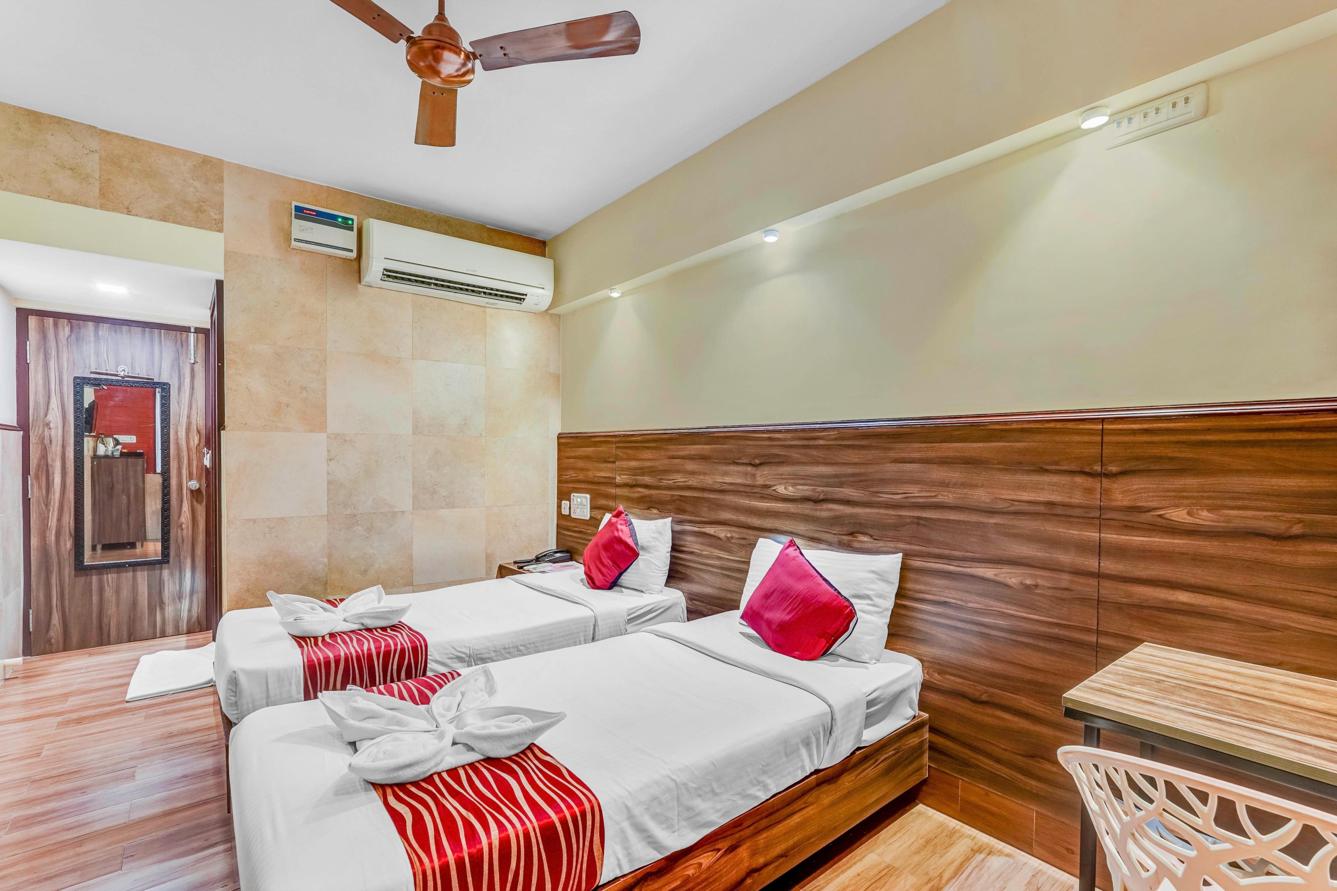 Season 4 Residences, Nungambakkam - Tap to explore photos