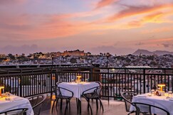 THE MANGAL VIEW RESIDENCY- A Luxury Business Hotel