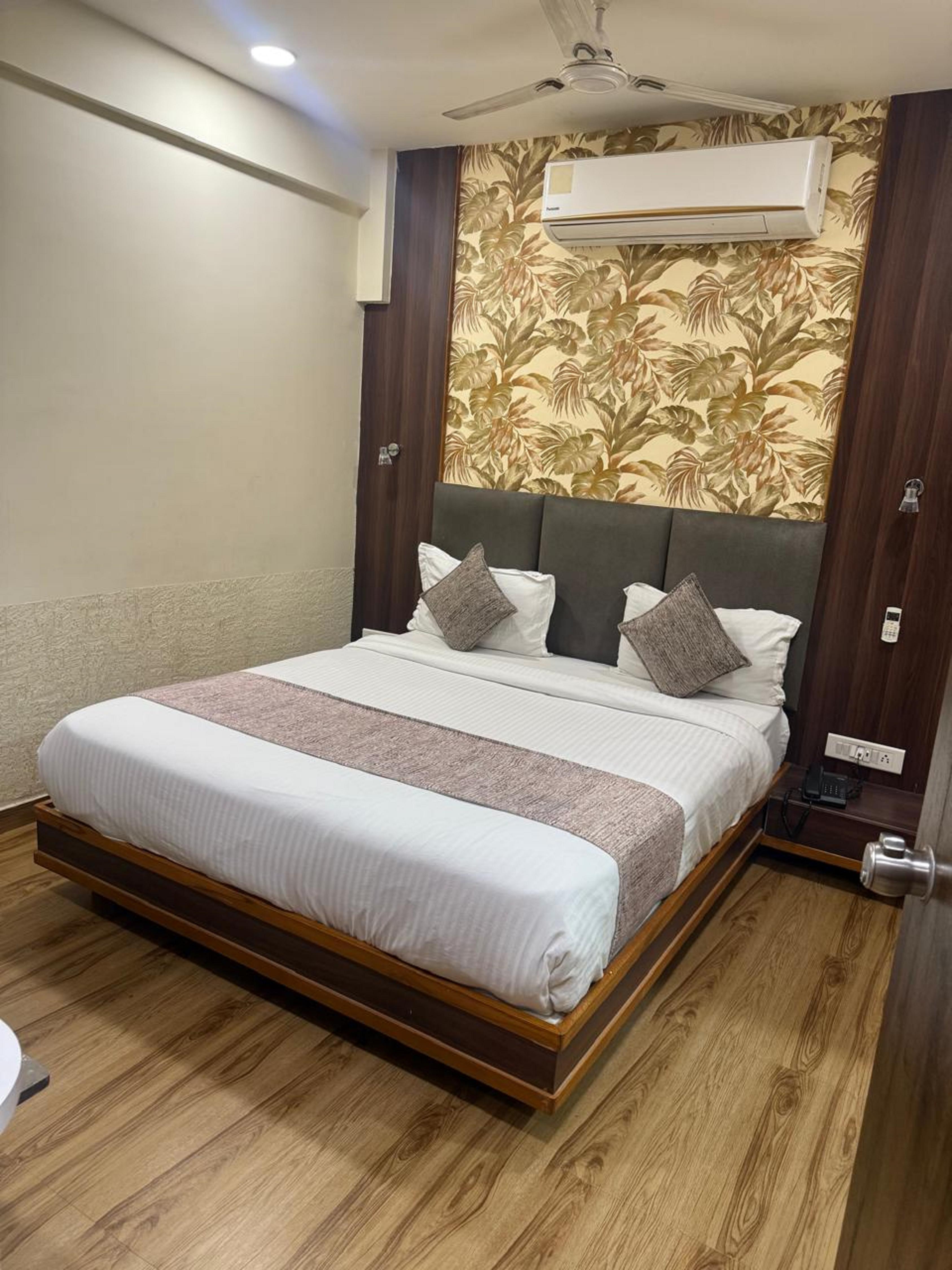 Hotel RJ Residency C.G. Road - Tap to explore photos
