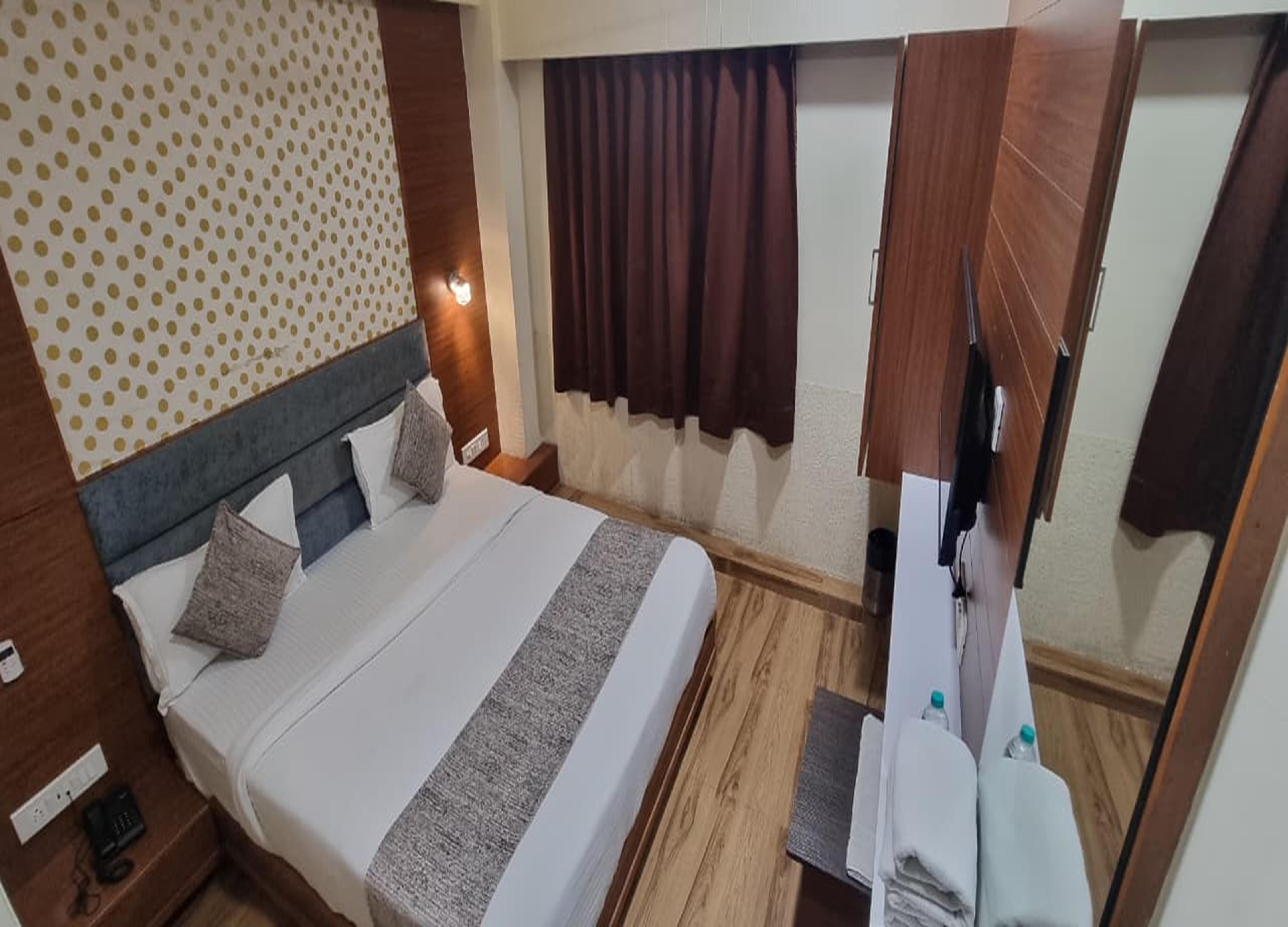 Hotel RJ Residency C.G. Road - Tap to explore photos