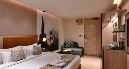 The Fern Habitat Jaipur Room Type - Winter Green Premium Room King Bed