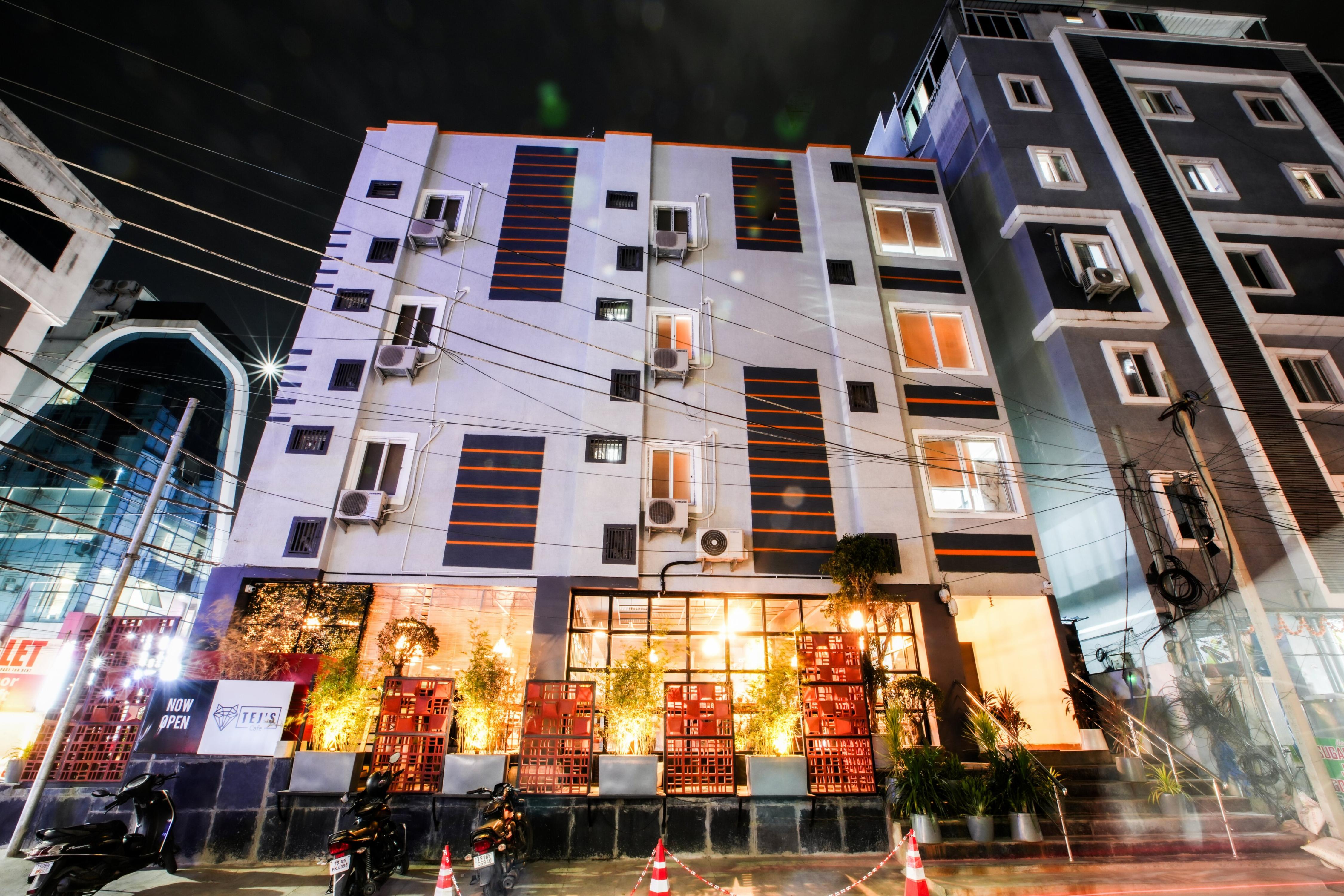 La Hometel Hotel - HITECH City Hyderabad - Tap to explore photos