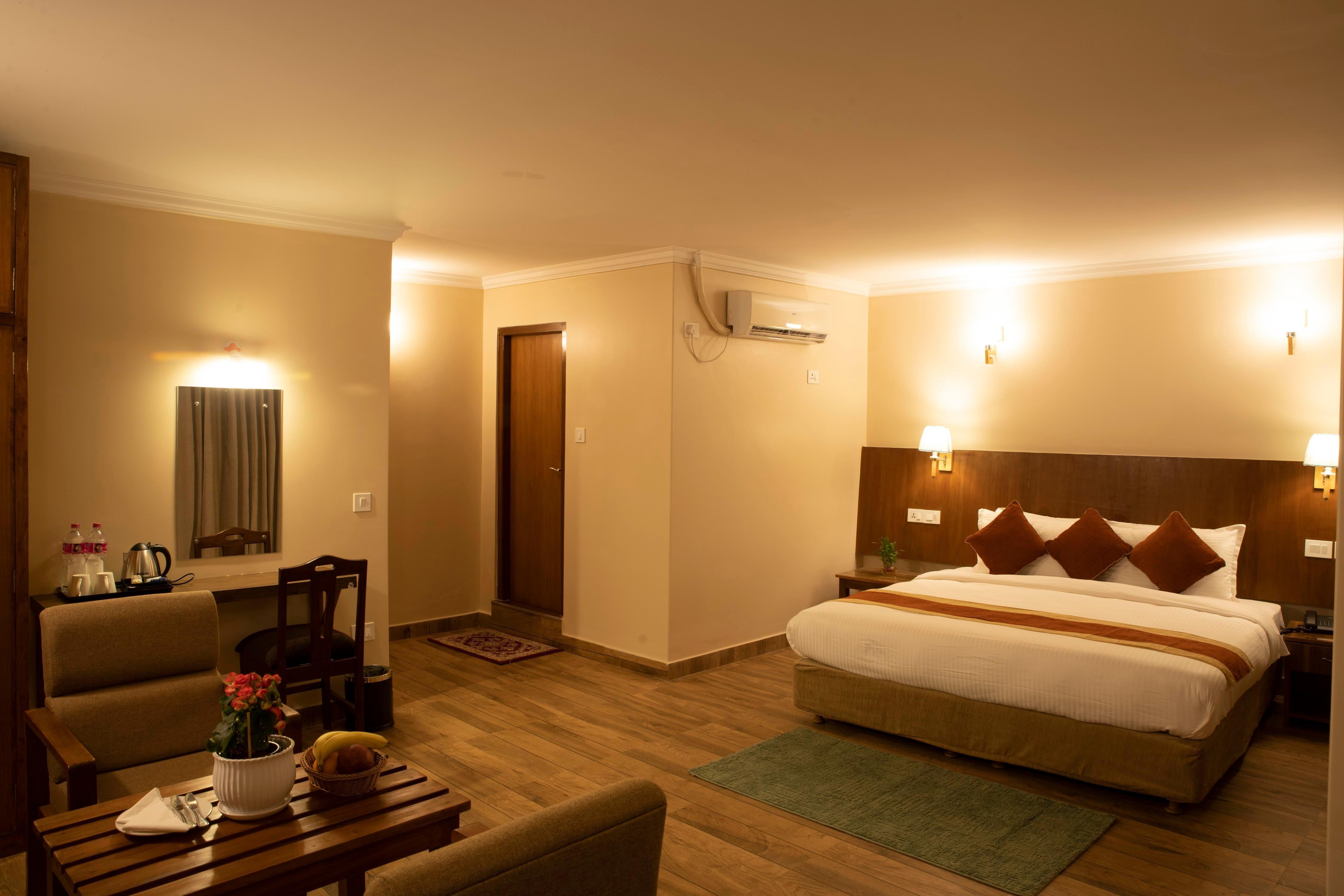 Hotel Fewa Camp - Tap to explore photos