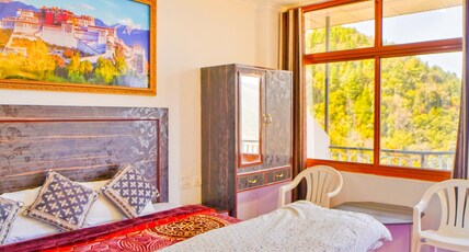 Amazing View Homestay near Gallu Devi Temple, Mcleodganj Room Type - Deluxe Valley View Room
