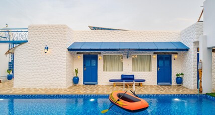 Conch Luxury Private Pool Suites Room Type - Deluxe Suites With Common Pool