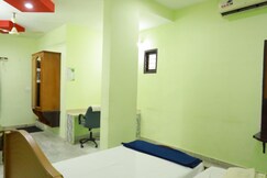 Arackal Tourist Home