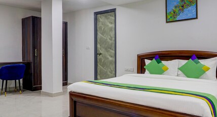 Treebo Destination Inn Room Type - Superior Room