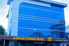 Airport Avenue Plaza