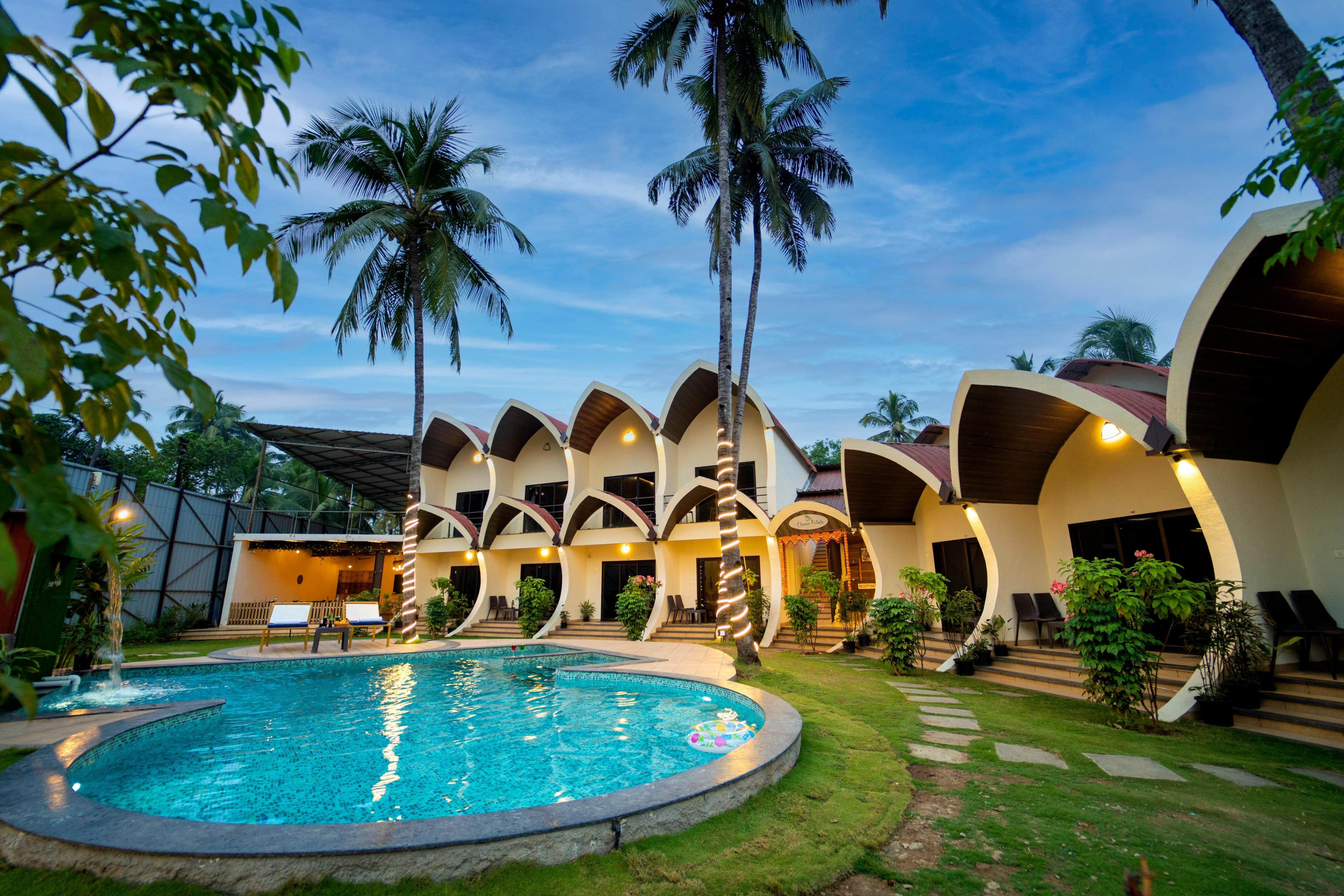 SpicyMango Eleven Petals Resort