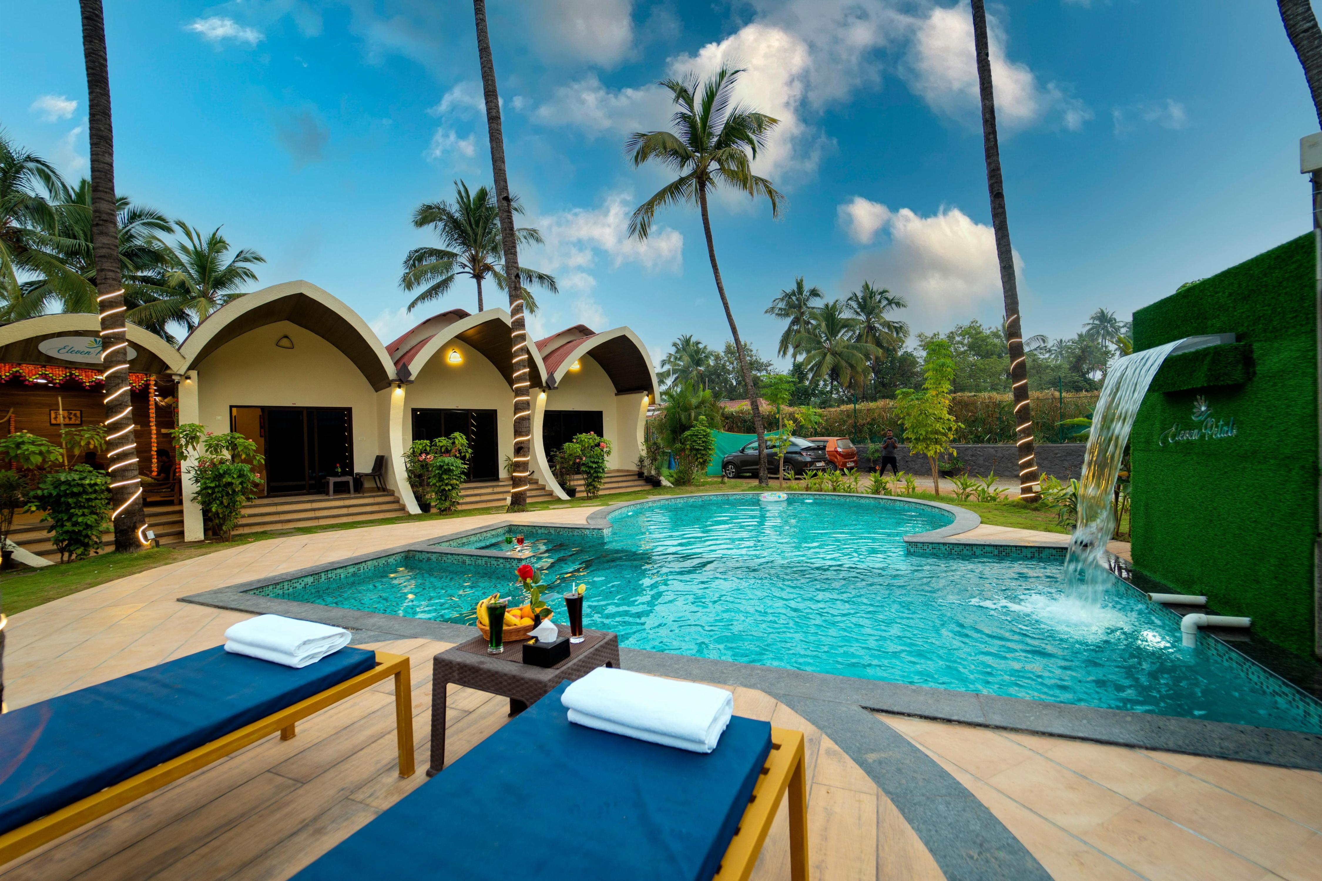 SpicyMango Eleven Petals Resort