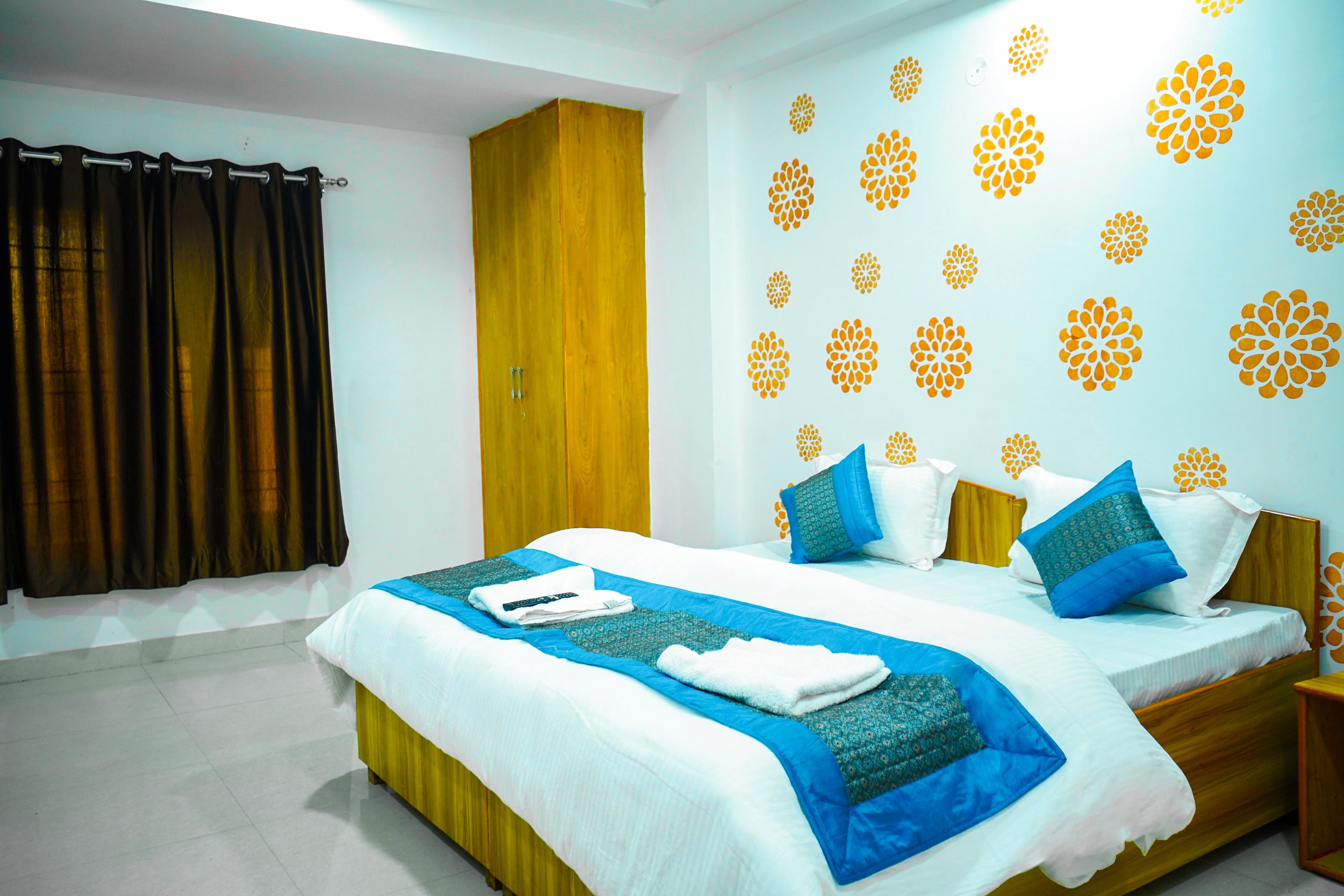 Hotel Abode inn Opp Yashobhoomi Room Type - Classic Room
