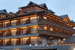 Tiaraa Hotels and Resorts Manali