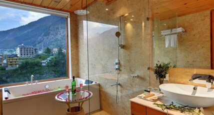 Tiaraa Hotels and Resorts Manali Room Type - Presidential Suite with Jacuzzi, Balcony and Rohtang Valley View Tiaraa Hotels and Resorts Manali Room Type - Presidential Suite with Jacuzzi, Balcony and Rohtang Valley View