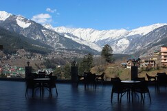 Tiaraa Hotels and Resorts Manali