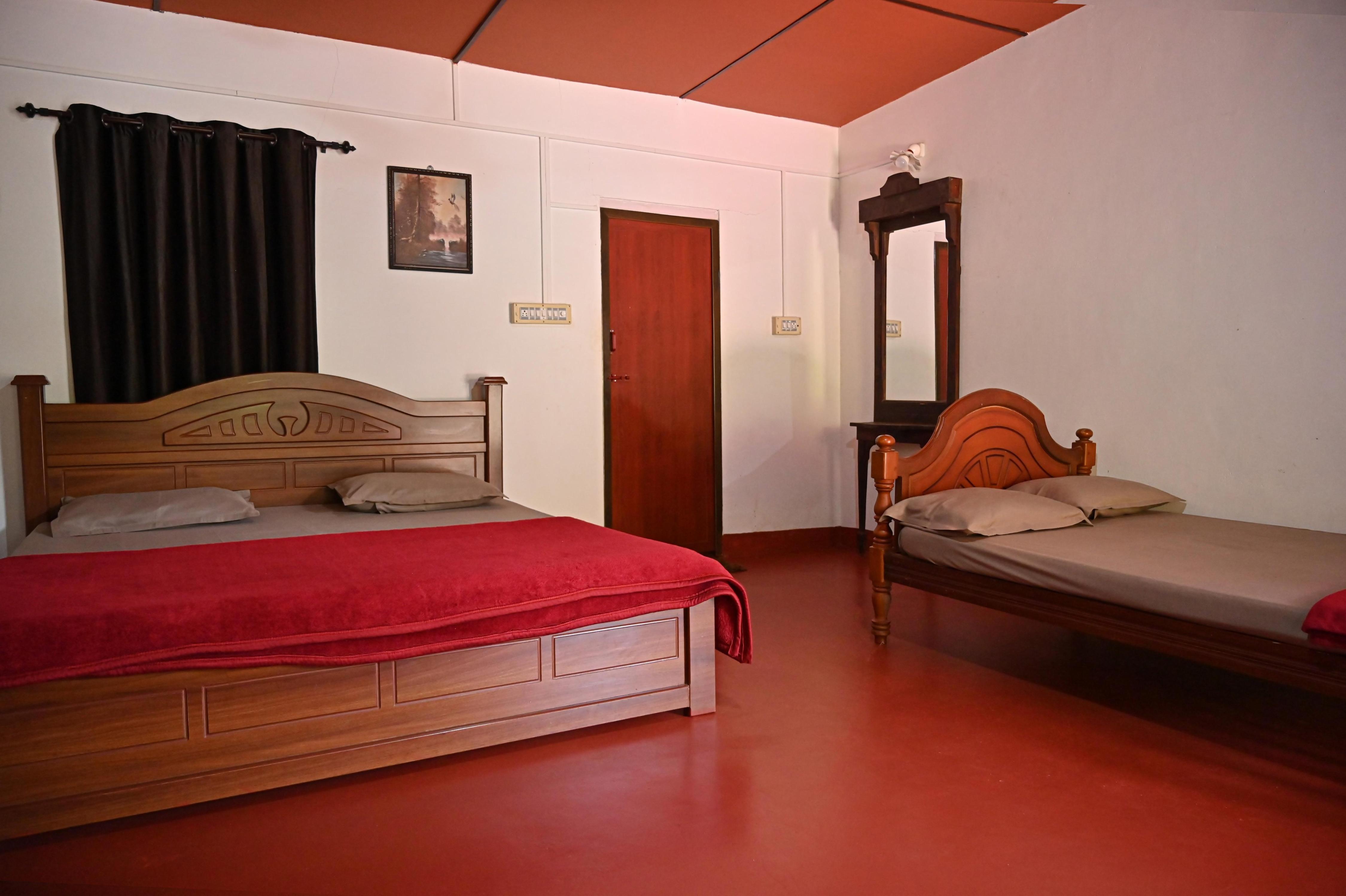 GREEN GLADE HOMESTAY - Tap to explore photos