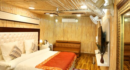 Golden Home stay Room Type - Executive
