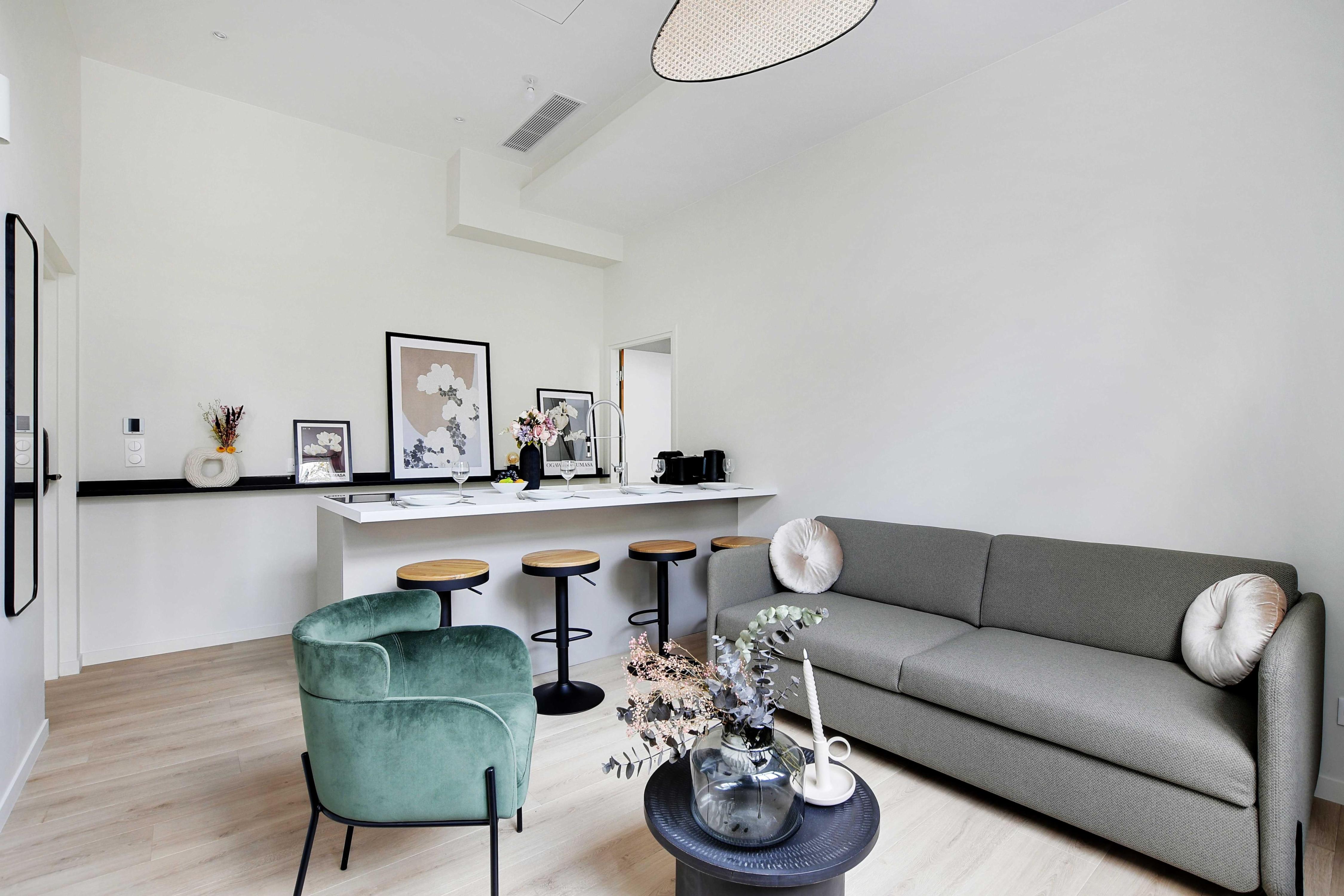 Luxurious apartment - 2BR/6P - Javel/Tour Eiffel - Tap to explore photos