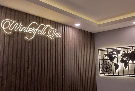 Winterfell Inn | 2 Min Walk to Dal Lake