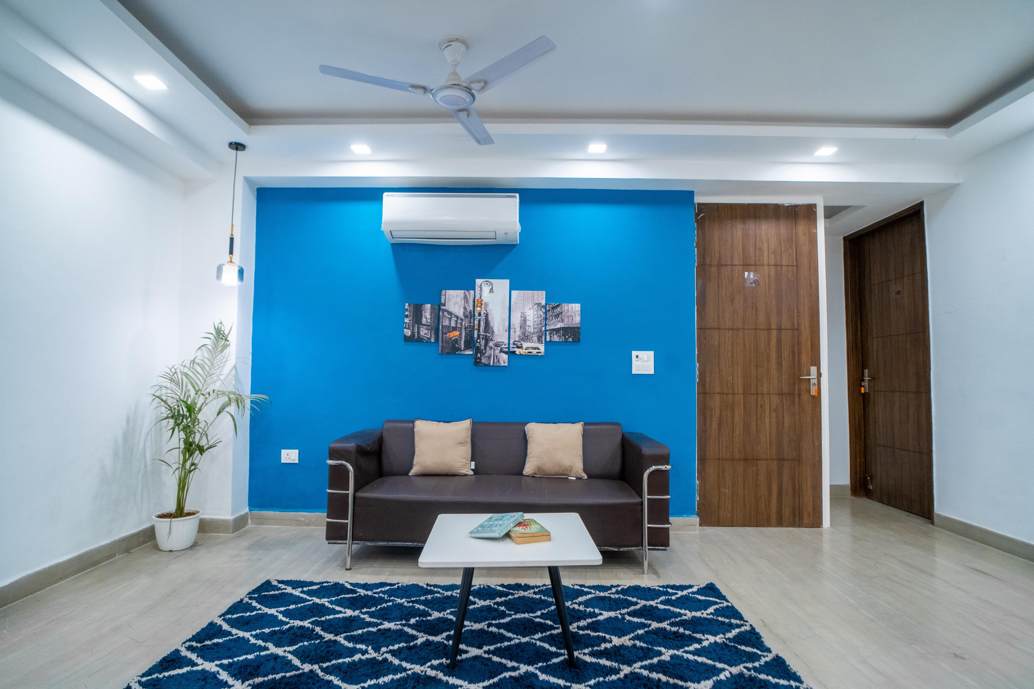FlxHo | Modern 4BHK Apartment @GolfCourse - Tap to explore photos