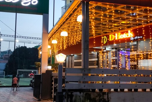 D Hotels | Couple Friendly | 5 Mins from Lulu Mall