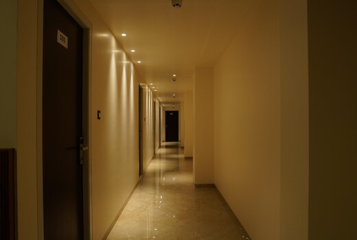 OM RESIDENCY