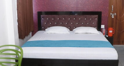Crown Residency Kotdwar Room Type - Deluxe AC Room