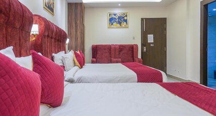 The Vaishvik ( Banganga Road ) Room Type - Deluxe 4 Bed AC Room