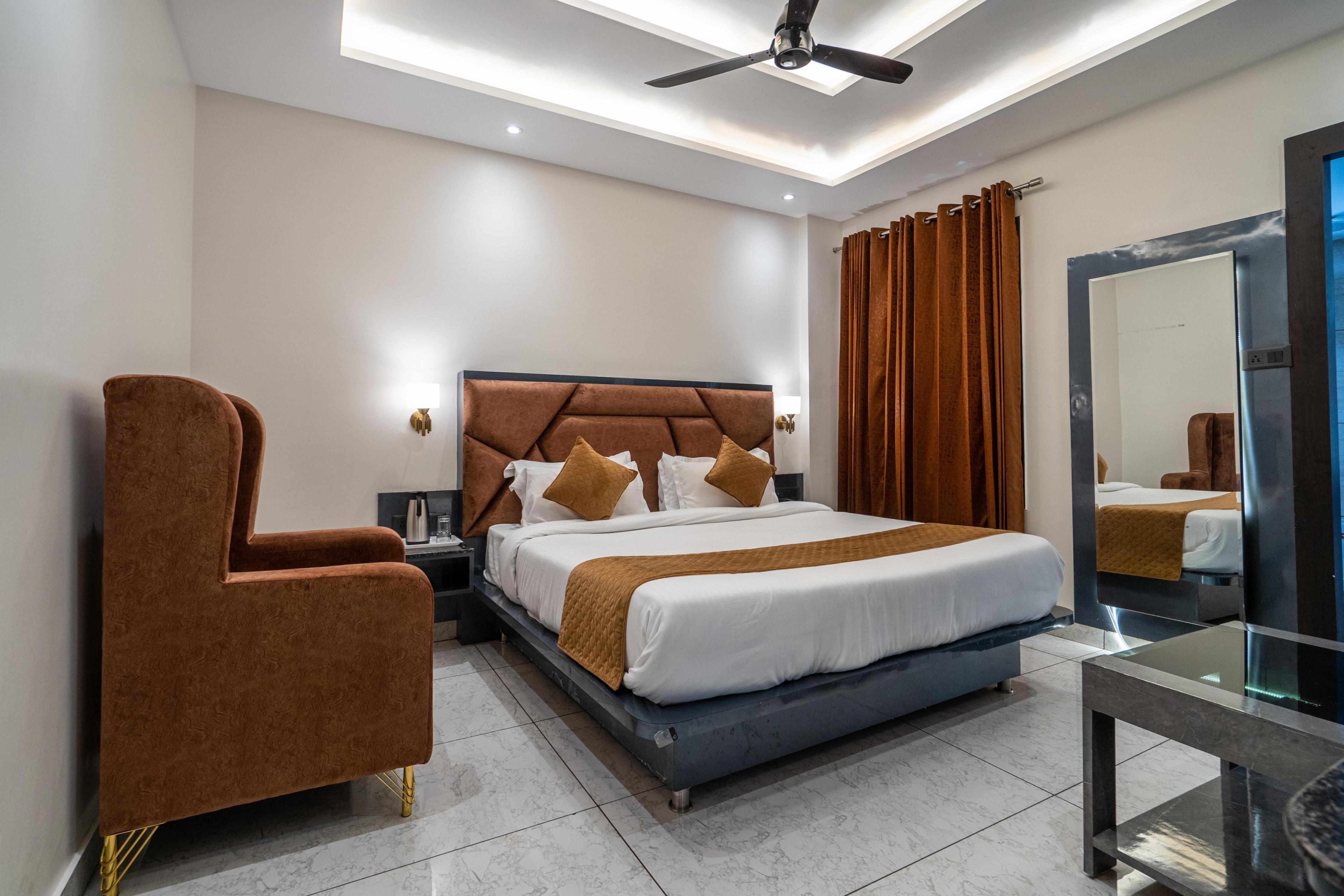 The Vaishvik ( Banganga Road ) Room Type - Deluxe Double Bed AC Room