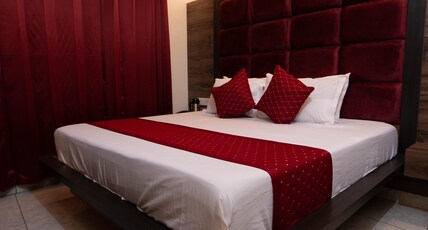 The Vaishvik ( Banganga Road ) Room Type - Economy Double Bed AC Room