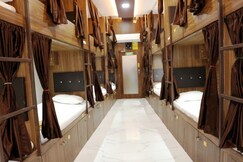 Mango Marol Dormitory Andheri