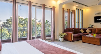 The Metro Stay by ASPL Room Type - Boutique Modern Studio|Private Balcony Rooms