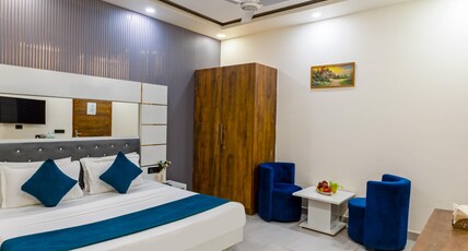 The Metro Stay by ASPL Room Type - Deluxe Room
