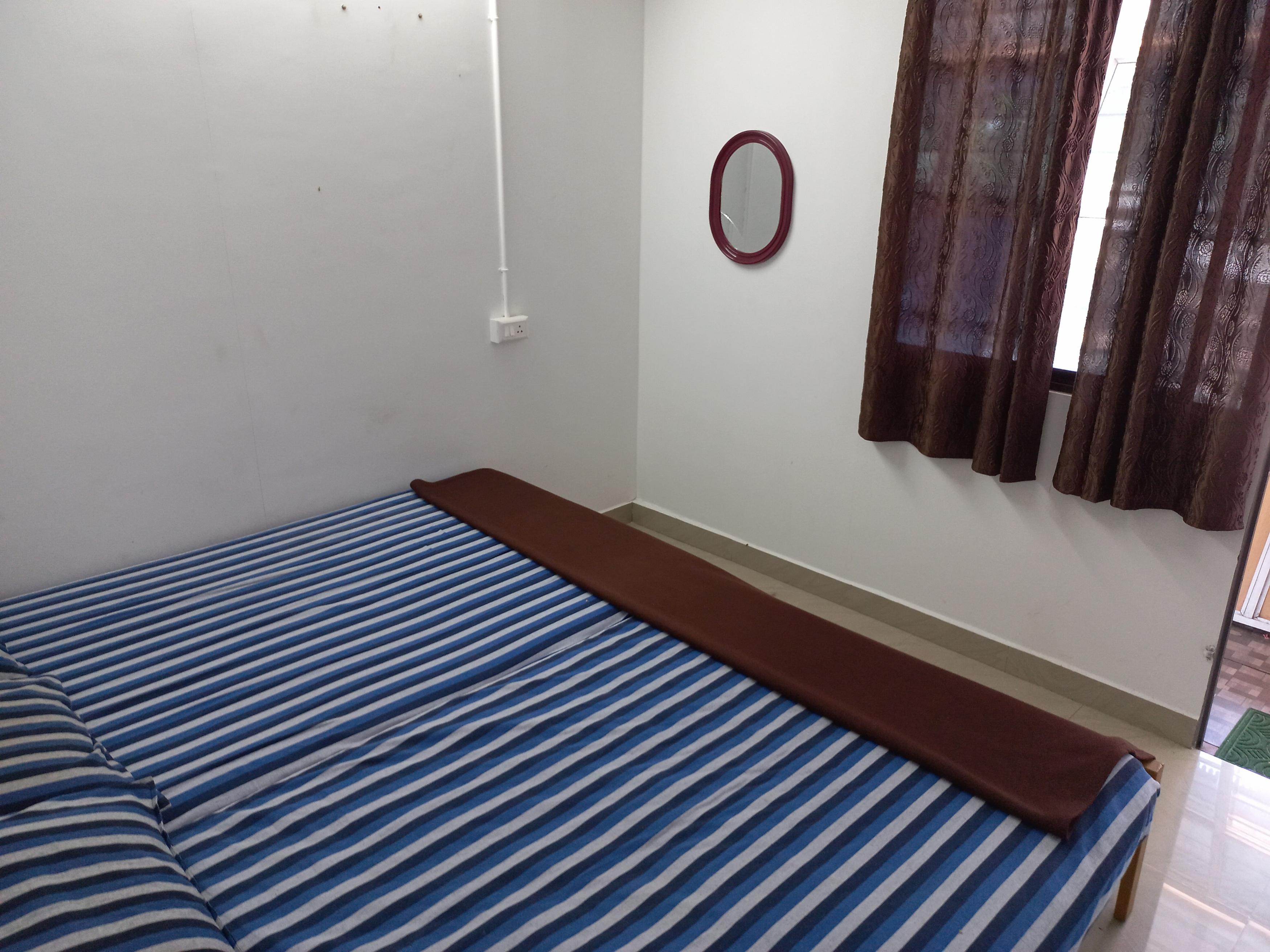Edens Spice Residency Room Type - Budget rooms with normal coat