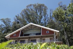 Tea Leaf Stays by Brown Tree Resorts