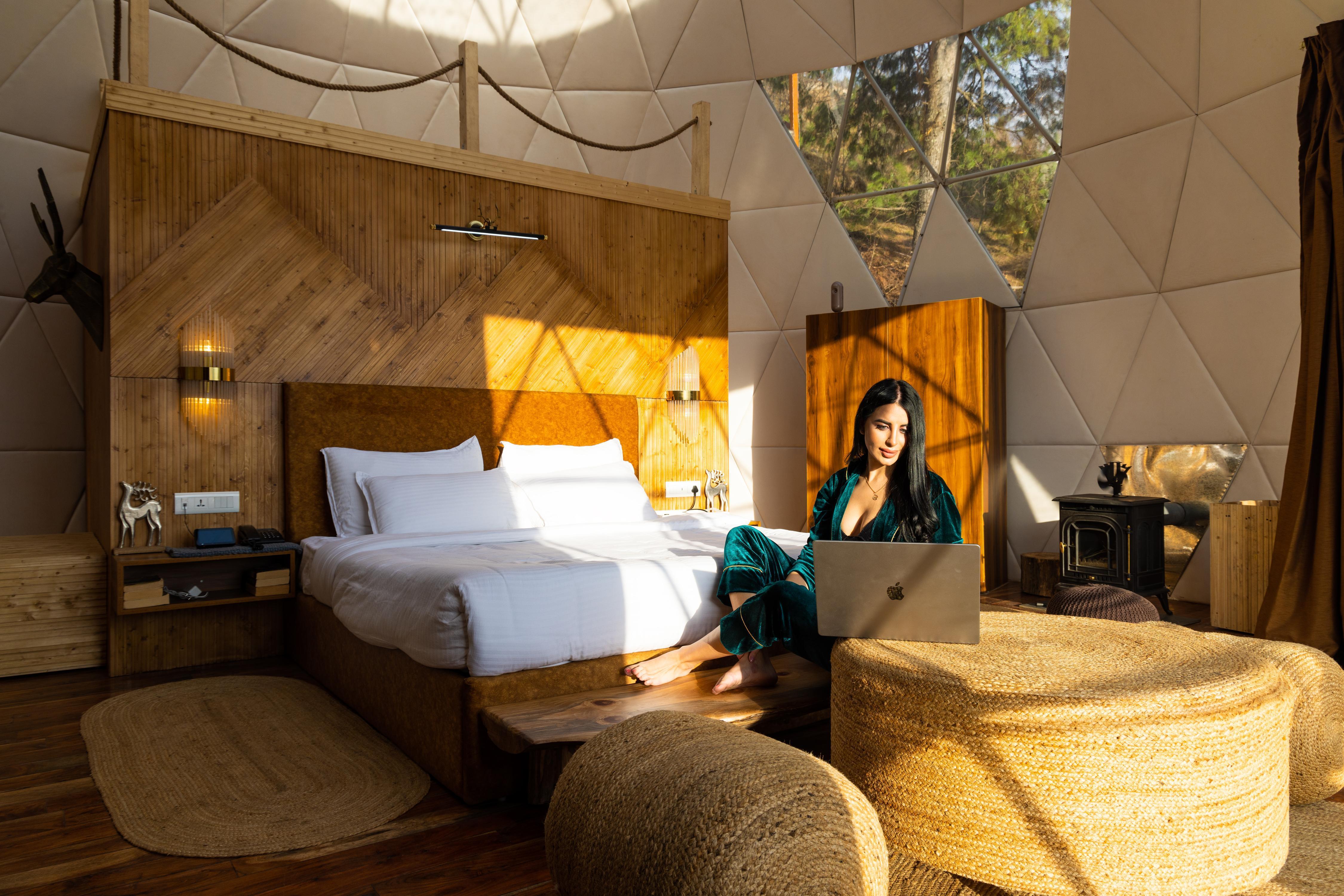GLAMPING CLUB - Tap to explore photos