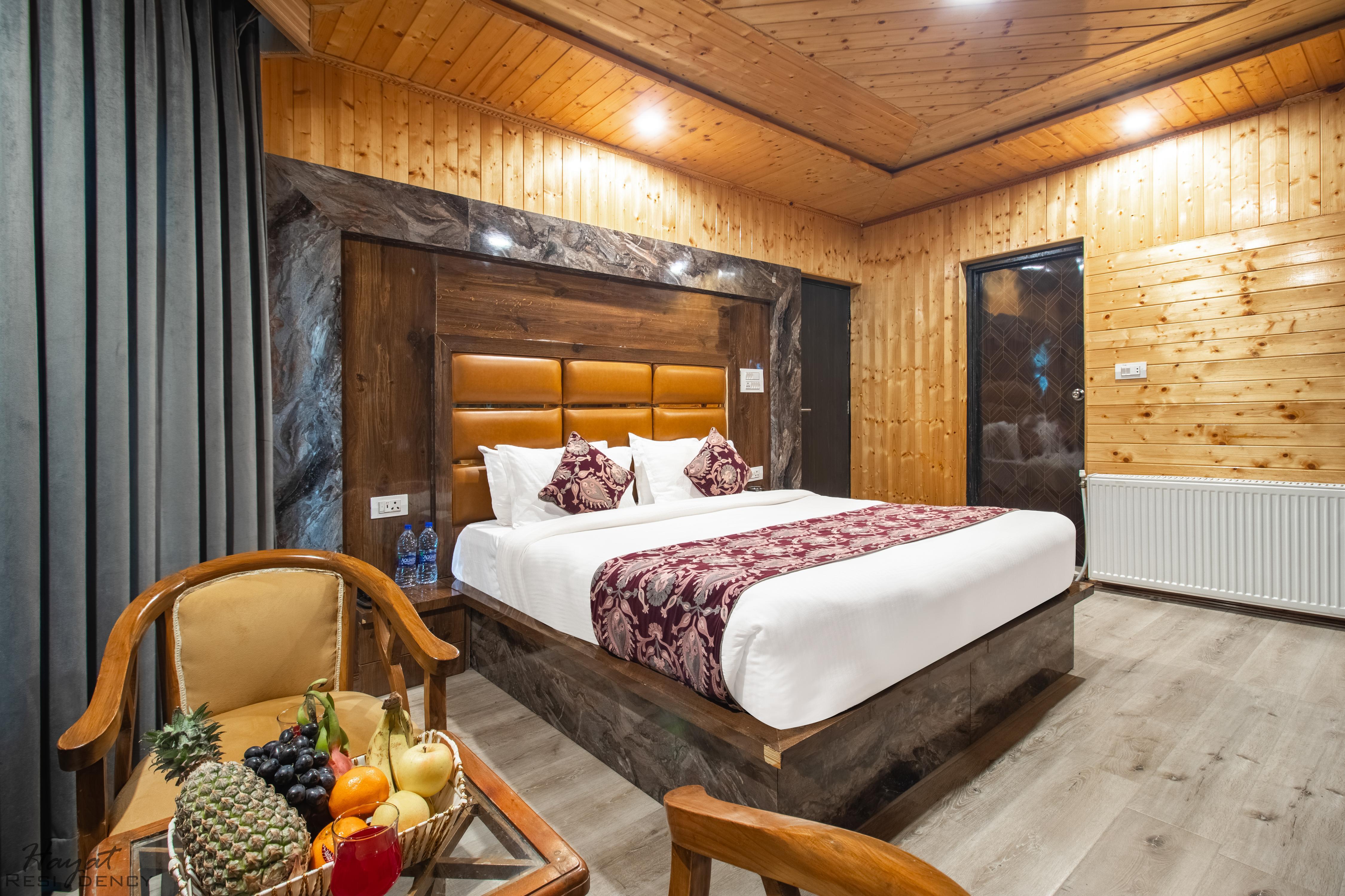 Hayat Residency (10 min. drive to Main Market) - Tap to explore photos