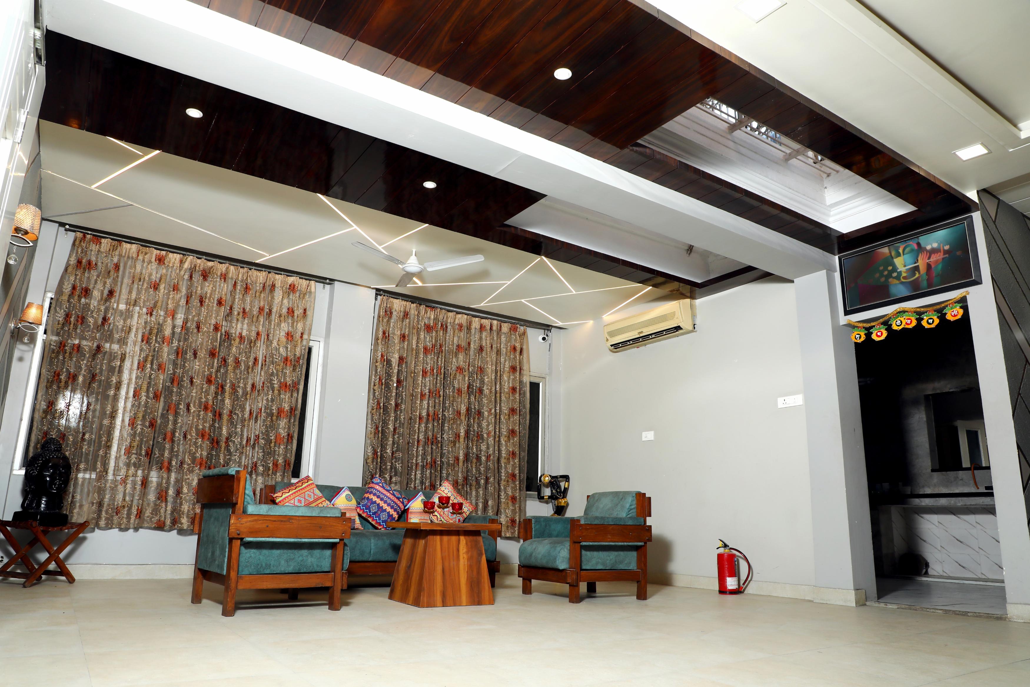 Shiwalik Grand Homestay - Tap to explore photos