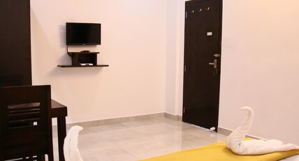 THEKKADY TRAVEL ROOMS Room Type - Standard Room THEKKADY TRAVEL ROOMS Room Type - Standard Room