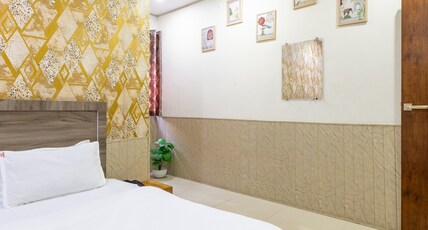 Hotel ARRAJ Room Type - Standard Room AC Hotel ARRAJ Room Type - Standard Room AC