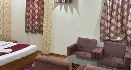 Hotel ARRAJ Room Type - Super Deluxe Room Hotel ARRAJ Room Type - Super Deluxe Room