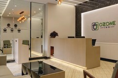 Hotel Ozone Inn, Colaba